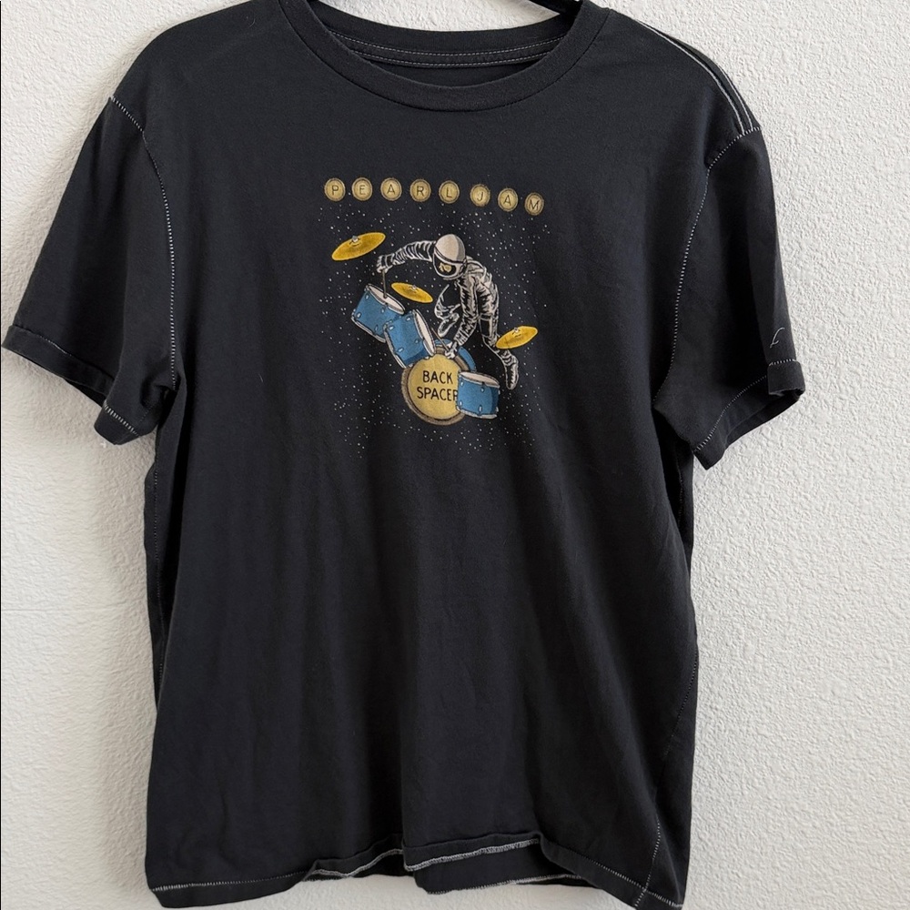 Pearl Jam Backspacer Black Graphic T-Shirt with Astronaut Design